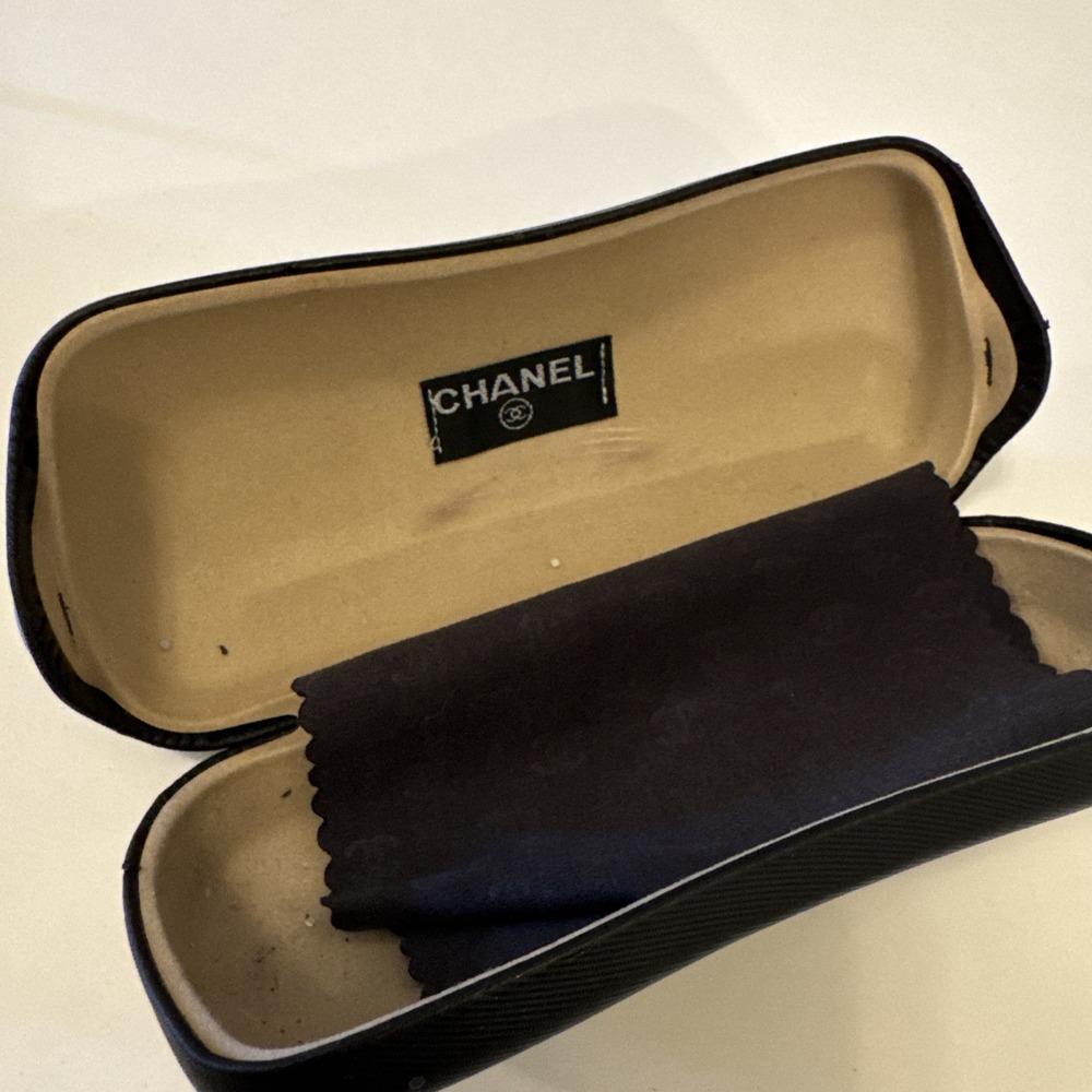 Authenticated Chanel Shield Sunglasses Swarovski Crystals CC 4073 B with Case - Picture 10 of 11
